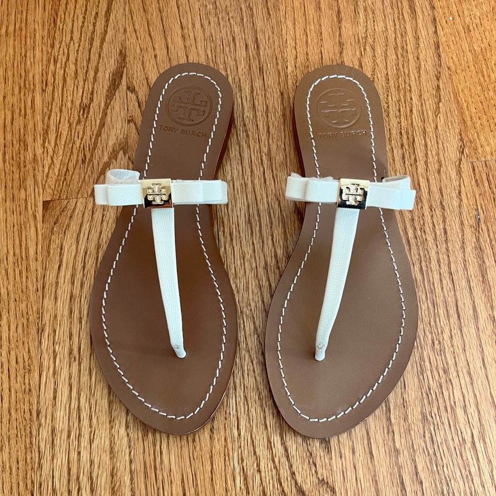 Tory Burch Cream Leather Bow Flip Flops, Size 7M